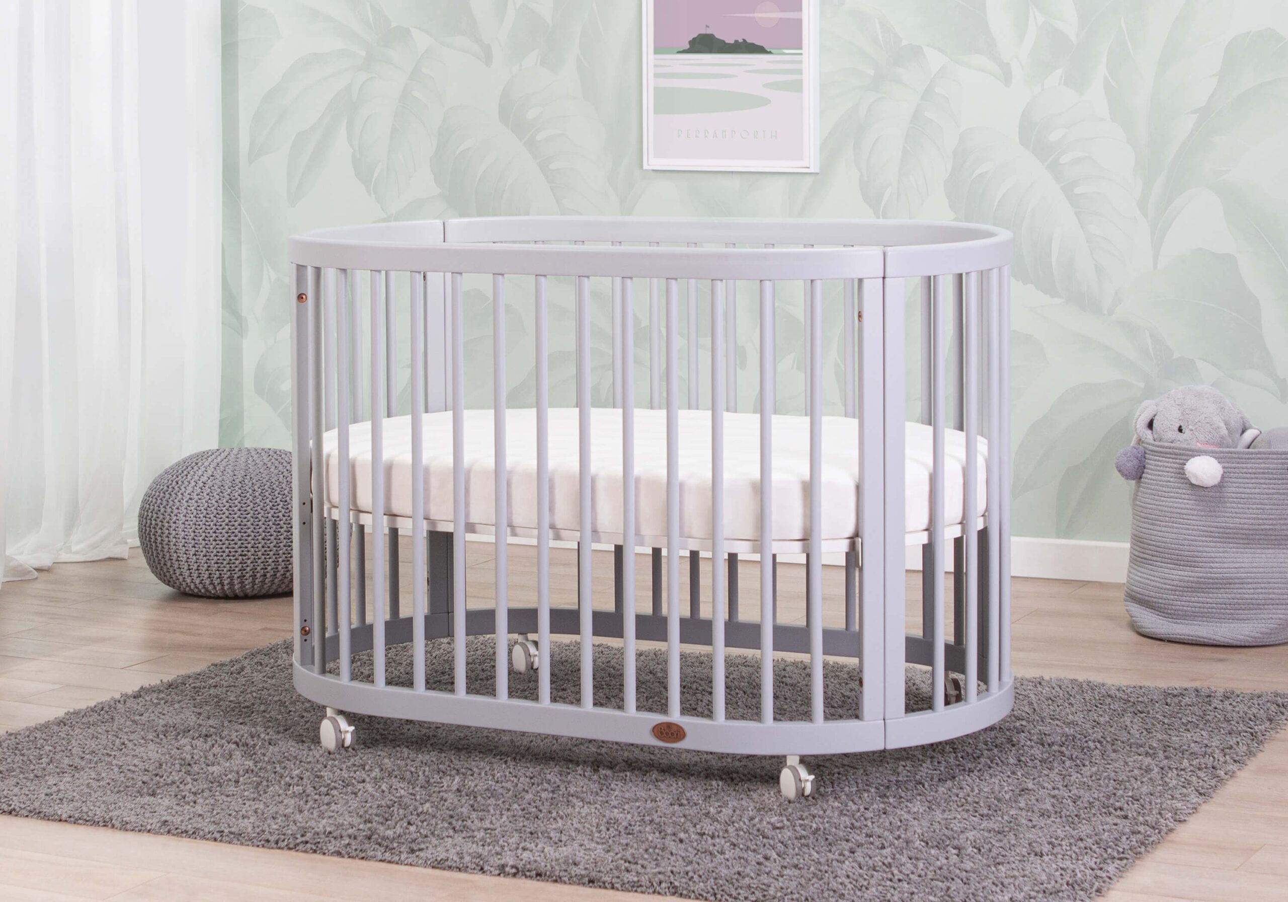 product_lifestyle_images_3000_x_2100_b-oaocco_pl_oasis_oval_cot_high_position__pebble_forweb__2x-scaled-1.jpg
